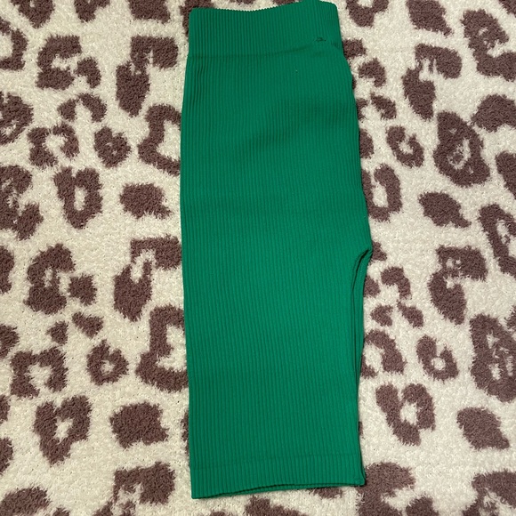 Zara Biker Shorts - Picture 3 of 4